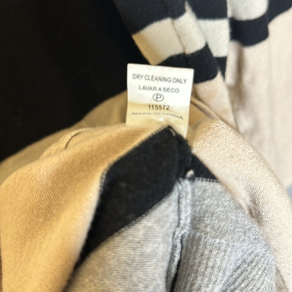 Staccato Fall Cardigan Womens Size Small Relaxed Fit With An Open Front Pockets - Picture 6 of 6